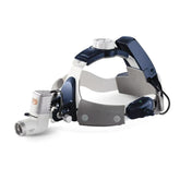 Fotóforo de LED 5W bateria recarregável
Fotoforo Luz Led 5w Cirurgião Dentista Procedimentos Médicos
Farol Dental LED 5W - Lupas Cirúrgicas para Odontologia
