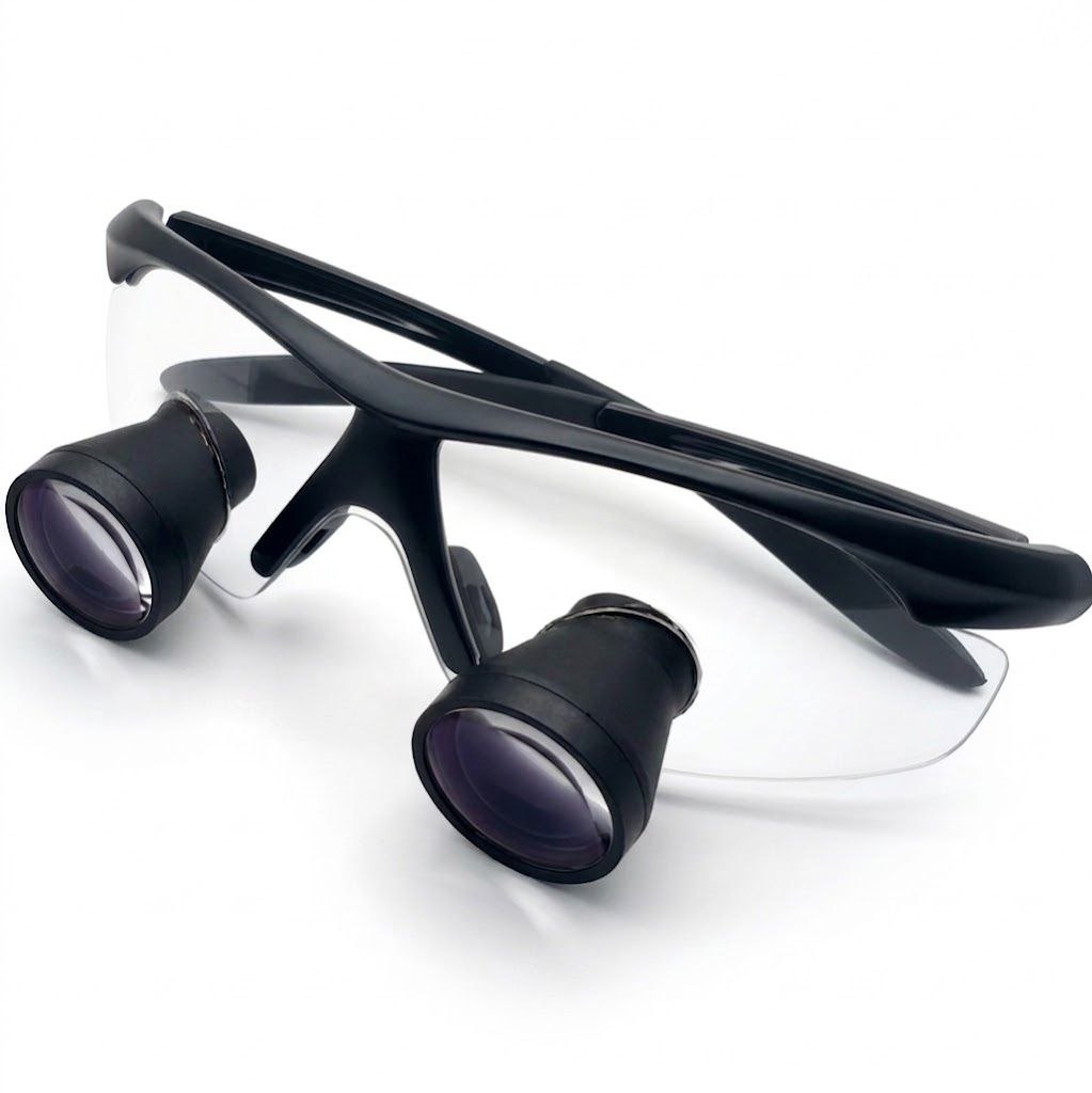Lupa TTL odontologia

"Lupa binocular TTL"

"Lupa cirúrgica TTL 3.5x"